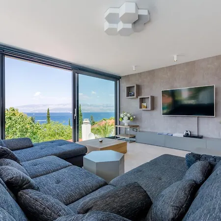 Luxury 