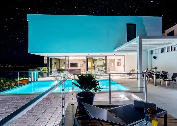 Luxury 