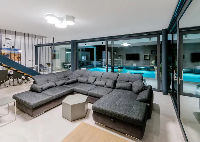 بيت للعطل Luxury 