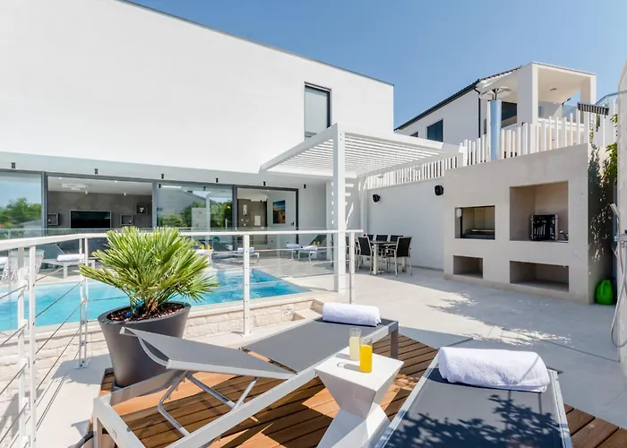 בית נופש Luxury 